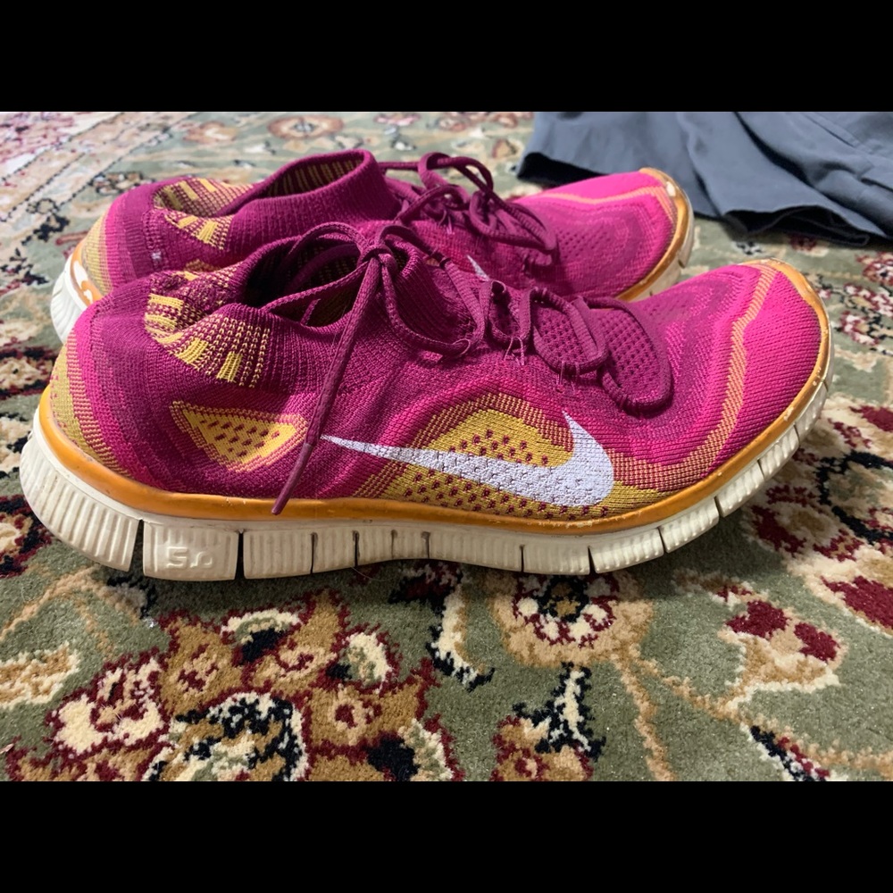 Nike sock shoe